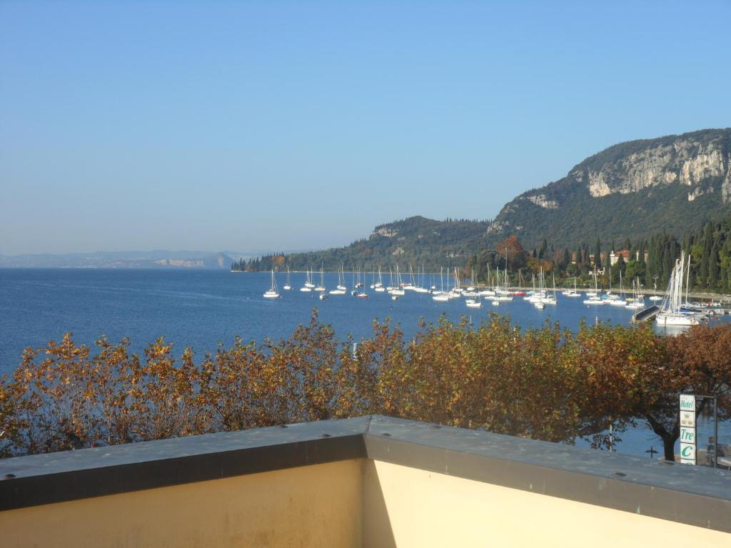 Hotel Ristorante Miralago Garda  Eksteriør billede