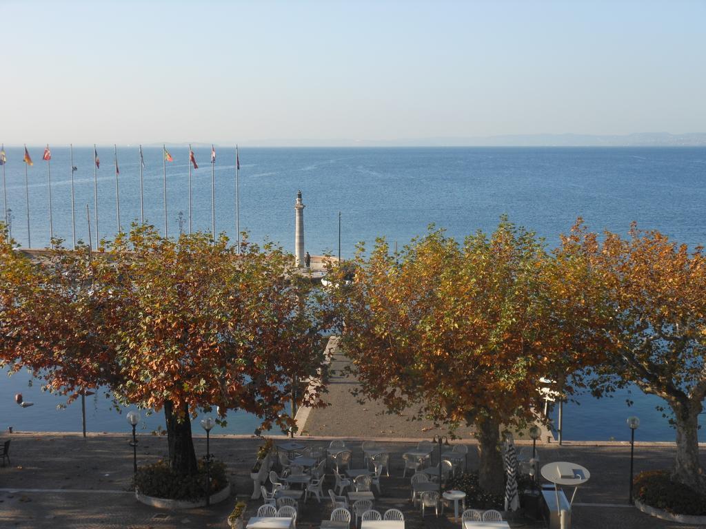 Hotel Ristorante Miralago Garda  Eksteriør billede
