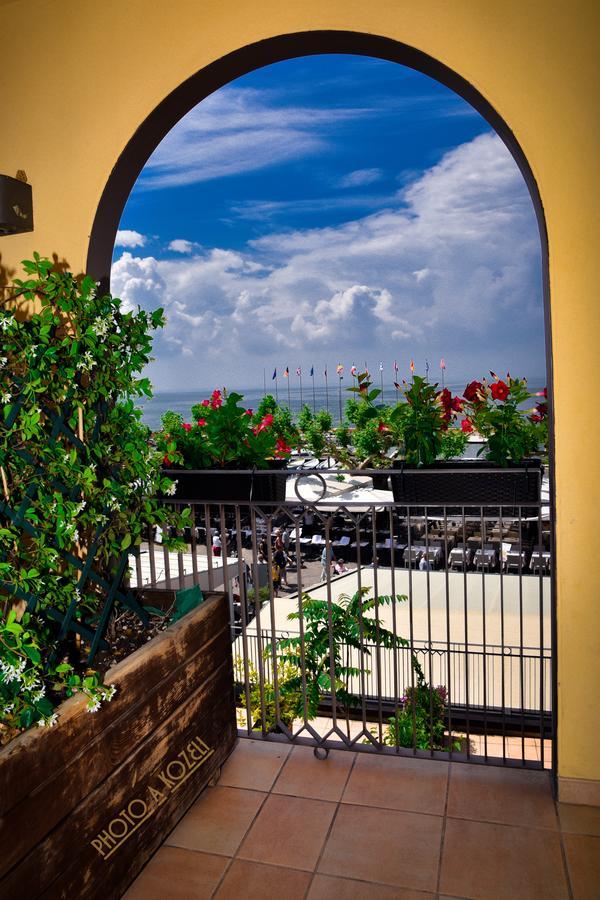 Hotel Ristorante Miralago Garda  Eksteriør billede