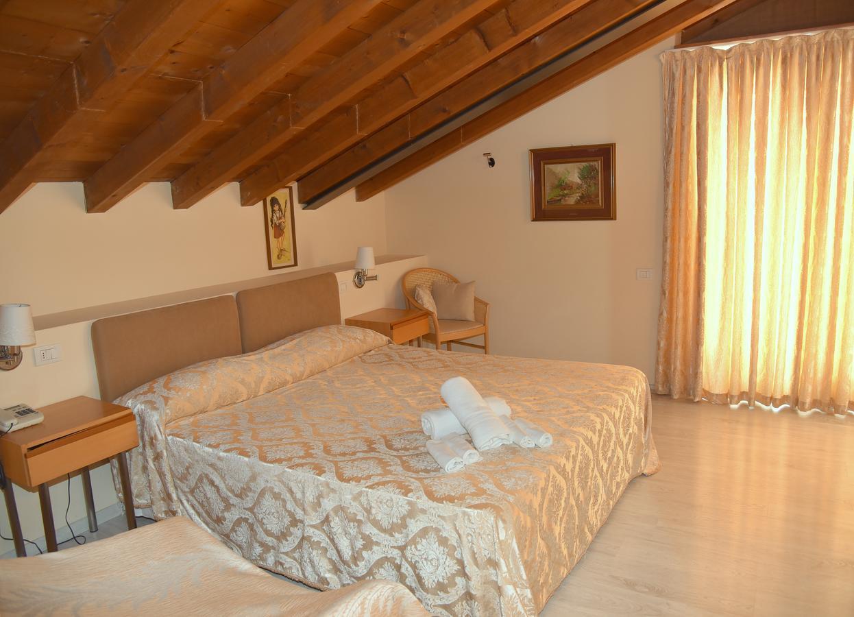Hotel Ristorante Miralago Garda  Eksteriør billede